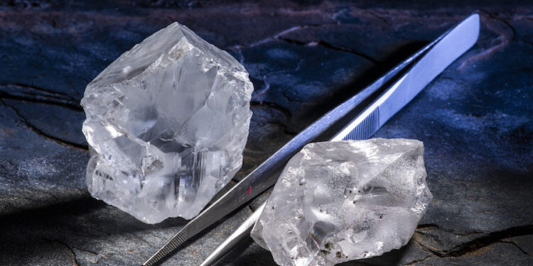 «بيترا دايموندز» تخفض مستهدفاتها من إنتاج الألماس الخام إلى 3.1 مليون قيراط في 2025