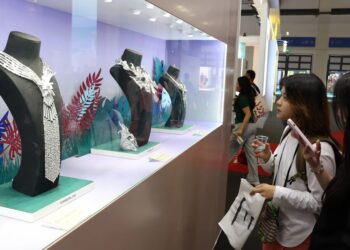 جيل Z يشكل مستقبل سوق الألماس في الصين