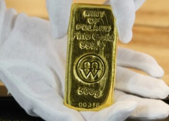 تقرير لـ «أسوشيتد برس»: الحرب الروسية تدفع البولنديين للاستثمار في الذهب