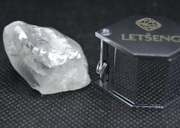 جيم دايموندز تكتشف ثامن ماسة خام يزيد وزنها عن 100 قيراط في 2024