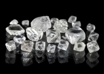 الهند تعتزم تخفيض الضرائب على استيراد الألماس الخام