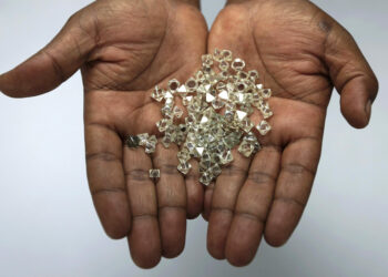 بدء تطبيق النظام الدولي الجديد على صناعة الألماس سبتمبر المقبل
