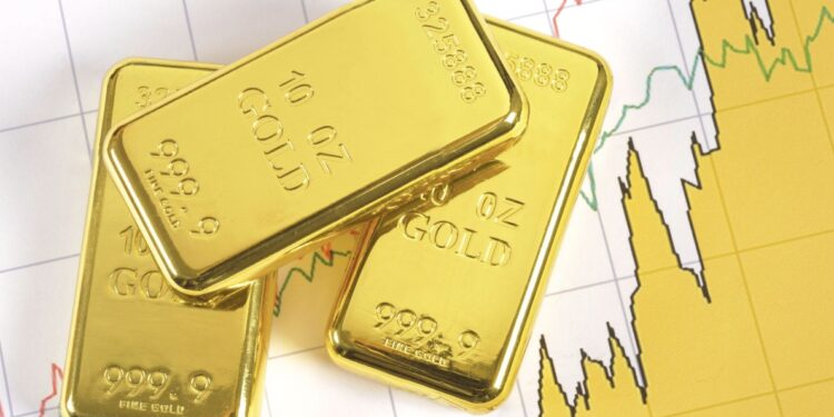 الذهب يتراجع بفعل جني الأرباح رغم بيانات التضخم الأمريكية الإيجابية