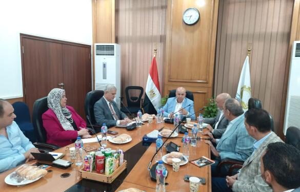 صناعة الذهب والدمغة والموازين يبحثان سبل تطوير قطاع المعادن الثمينة