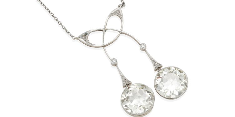 3 ملايين دولار مبيعات المجوهرات في مزادين لـ «بـونـهامـز»