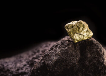 تقرير: ندرة الاكتشافات الجديدة للذهب تهدد المعروض بالأسواق