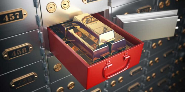 اكتناز الذهب يدفع البنوك لفرض شروط صارمة على تأجير الخزائن