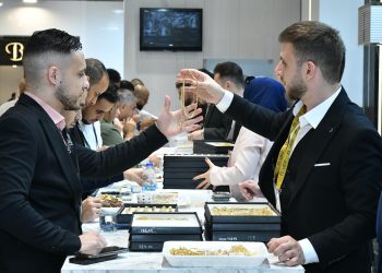 انطلاق فعاليات الدورة السادس والخمسين لمعرض اسطنبول الدولي للمجوهرات