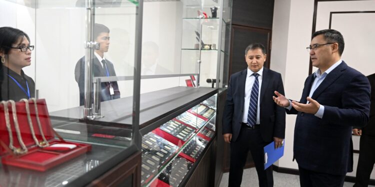 قرغيزستان ترفع القيود المفروضة على بيع الذهب 88 قرغيزستان ترفع القيود المفروضة على بيع الذهب