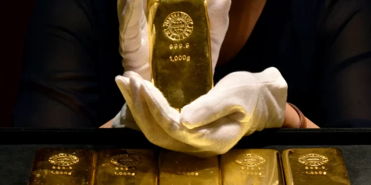 الذهب يخسر قبل الانتخابات الأمريكية واجتماع الفيدرالي الأمريكي 93 الذهب يخسر قبل الانتخابات الأمريكية واجتماع الفيدرالي الأمريكي