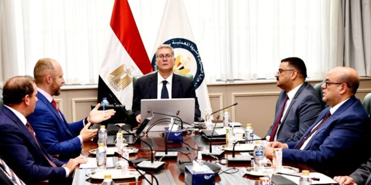 «آتون» الكندية: نعمل على إنشاء مصنع لاستخراج ومعالجة الذهب من أحدث اكتشافاتنا في مصر 90 «آتون» الكندية: نعمل على إنشاء مصنع لاستخراج ومعالجة الذهب من أحدث اكتشافاتنا في مصر