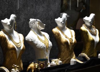 «آي صاغة»: 225 جنيهًا ارتفاعًا في أسعار الذهب بالأسواق المحلية خلال أكتوبر