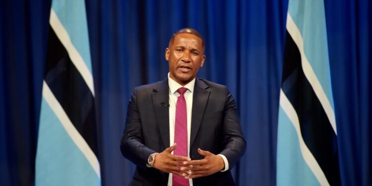 رئيس بوتسوانا الجديد يعتزم إبرام اتفاقية بيع الماس مع شركة دي بيرز قريبًا