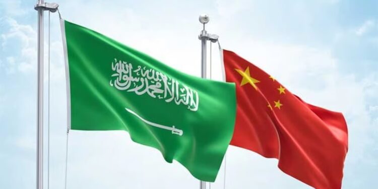 الصين تعتزم إصدار سندات دولارية بقيمة 2 مليار دولار في السعودية مع تسارع جهود إزالة الدولرة