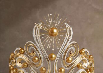 «النور الأبدي» تاج ملكة جمال الكون تحفة فلبينية