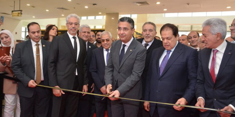 وزير التموين يفتتح فعاليات معرض نبيو للذهب والمجوهرات