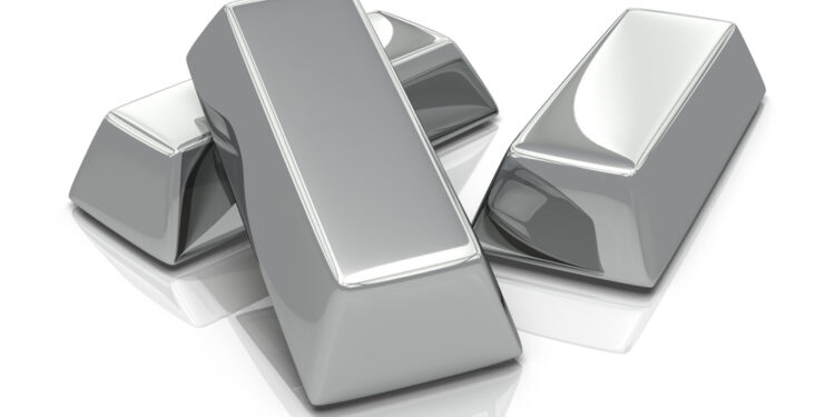 هيراوس:الفضة قد تتفوق على الذهب وتوقعات بارتفاع الأوقية إلى 40 دولارًا في 2025