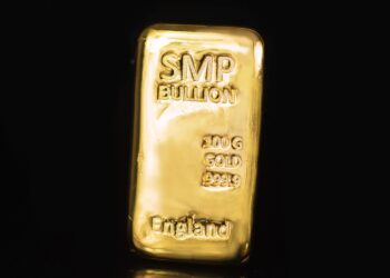 التقرير الأسبوعي لـ «آي صاغة» يكشف 5 عوامل أشعلت أسعار الذهب بالأسواق المحلية والعالمية