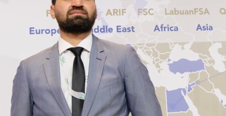 أحمد كمال يتوقع تقلبات كبيرة في أسعار الذهب خلال فترة ترامب 93 أحمد كمال يتوقع تقلبات كبيرة في أسعار الذهب خلال فترة ترامب