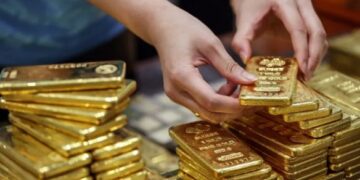 الذهب يرتفع 350 جنيهًا خلال أسبوع ليسجل أعلى مستوى تاريخي 23 البنك المركزي يكشف عن ارتفاع أرصدة الذهب مع نهاية فبراير 2025