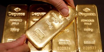 انخفاض أسعار الذهب قبيل اجتماع الفيدرالي الأمريكي