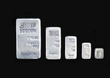 الملاذ الآمن»: تراجع أسعار الفضة والجنيه يسجل 452 جنيهًا