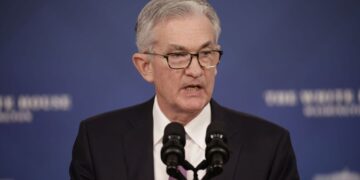 باول: ارتفاع التضخم قد يدفع الفيدرالي الأمريكي لرفع أسعار الفائدة