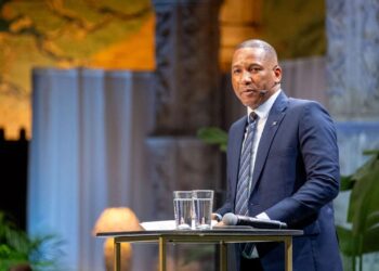 بوتسوانا تتجه لحظر تصدير الألماس الخام لتعزيز التصنيع المحلي