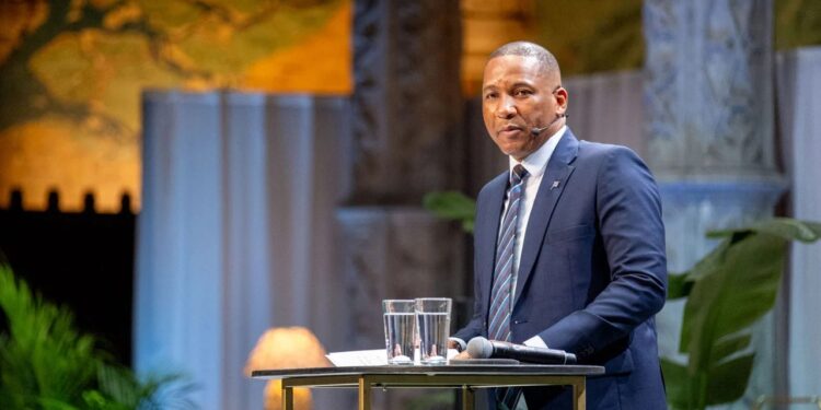 بوتسوانا تتجه لحظر تصدير الألماس الخام لتعزيز التصنيع المحلي