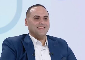 محمود جمال سعيد يكتب: الذهب يتفوق على اليورو.. هل بدأ عصر المعدن الأصفر كعملة العالم البديلة؟