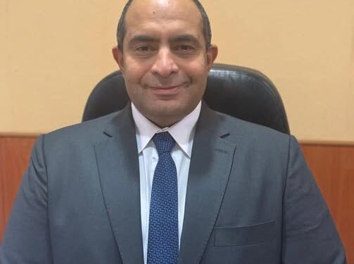 «الحماحمي» يبحث مع المصنعين سبل تعزيز صادارت مصر من المشغولات الذهبية 94 «الحماحمي» يبحث مع المصنعين سبل تعزيز صادارت مصر من المشغولات الذهبية