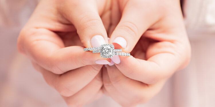 السوق الثانوية تكشف المستور.. لماذا لم يعد الألماس استثمارًا؟