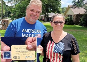 زوجان يعثران على ماسة نادرة وزنها 3.36 قيراط خلال عطلة في أركنساس