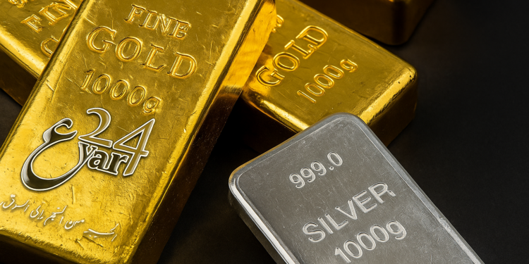 الذهب يحافظ على مكاسبه مع ترقب خفض الفائدة الأمريكية… والفضة تخطف الأضواء