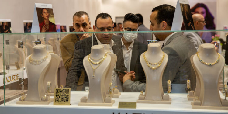 26 % ارتفاعًا في مبيعات لازوردي للمجوهرات في مصر مدعومًا بافتتاح 6 فروع جديدة