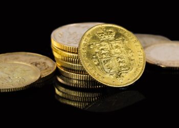 شراكة بين Chainlink وICE تعزز موثوقية بيانات العملات والمعادن الثمينة على البلوك تشين وسط ارتفاع الاهتمام بالذهب المرمز