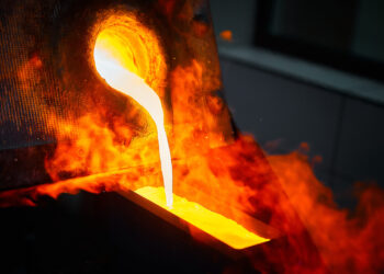 ارتفاع أرباح “أنجلوجولد أشانتي” بفضل زيادة إنتاج الذهب وارتفاع أسعاره