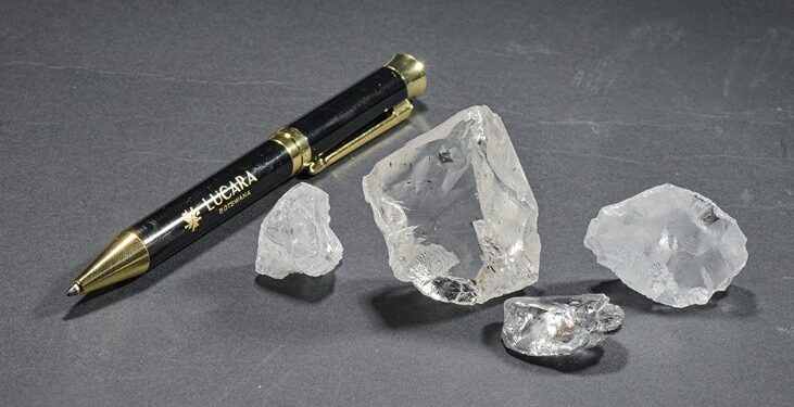 ارتفاع مبيعات وأرباح «لوكارا دايموند» من الألماس في الربع الثاني من 2025 94 ارتفاع مبيعات وأرباح «لوكارا دايموند» من الألماس في الربع الثاني من 2025