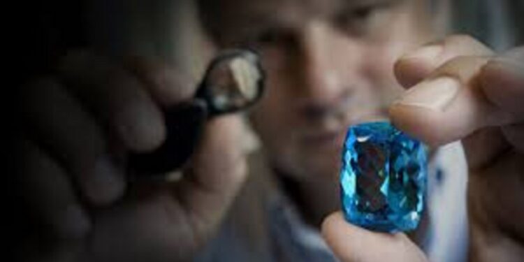 السعودية تطلق “جمعية المعادن الثمينة والأحجار الكريمة” لدعم الابتكار وتمكين الحرفيين