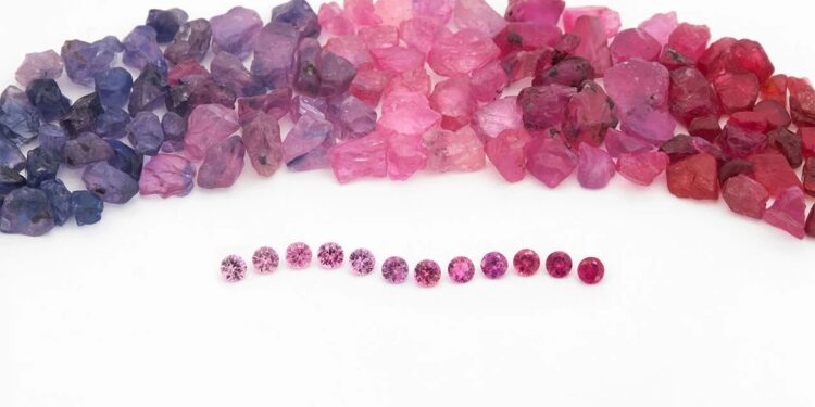 كولومبيا جيم هاوس تطلق مجموعة نادرة من ياقوت وسافير وينزا غير المعالَج والقابل للتتبّع