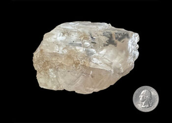 «موتسويـدي».. ثاني أكبر ألماسة في التاريخ تكشف عن أسرارها في مختبر «جي أي أيه»