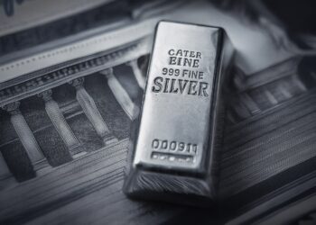 مركز «الملاذ الآمن»: 9 % ارتفاعًا في أسعار الفضة بالأسواق المحلية خلال أسبوع