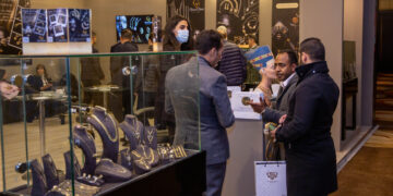 31 % ارتفاعًا في أسعار الذهب بالأسواق المحلية منذ بداية العام 18 31 % ارتفاعًا في أسعار الذهب بالأسواق المحلية منذ بداية العام