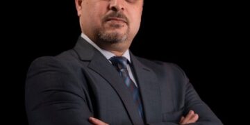 طاهر مرسي: الذهب يحافظ على تداولاته فوق 4000 دولار للأوقية للأسبوع الرابع رغم تقلبات الأسواق 11 طاهر مرسي: هل نبيع الذهب الآن؟