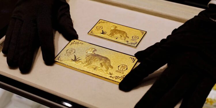 سوق الذهب المصري يرفع «مصنعية» السبائك 15 جنيهًا للجرام ابتداءً من اليوم 94 سوق الذهب المصري يرفع «مصنعية» السبائك 15 جنيهًا للجرام ابتداءً من اليوم