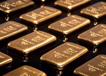 الذهب قد يقفز بأكثر من 600%.. ما يحدث الآن يكشف هشاشة النظام المالي العالمي