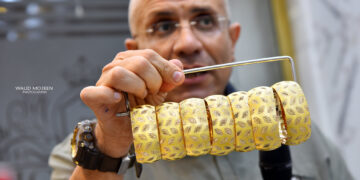 منتجات الذهب المصرية تنافس الأجنبي.. نصائح لاختيار الشبكة المثالية بأسعار مناسبة 1 منتجات الذهب المصرية تنافس الأجنبي.. نصائح لاختيار الشبكة المثالية بأسعار مناسبة