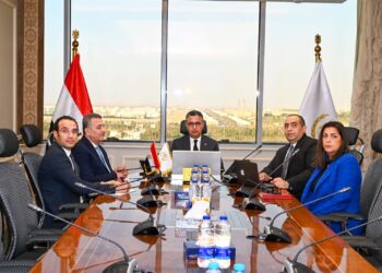 وزير التموين يوجه بتشديد الرقابة على الذهب وتحديث مصلحة الدمغ والموازين