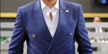 جون لوكا: الذهب في طريقه لاختراق 5000 دولار بعد خفض الفيدرالي للفائدة 5 جون لوكا: الذهب في طريقه لاختراق 5000 دولار بعد خفض الفيدرالي للفائدة