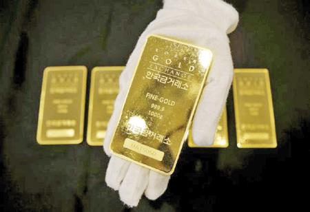 جولدمان ساكس يرفع توقعاته لسعر الذهب إلى 5400 دولار للأوقية بنهاية 2026 96 جولدمان ساكس يرفع توقعاته لسعر الذهب إلى 5400 دولار للأوقية بنهاية 2026